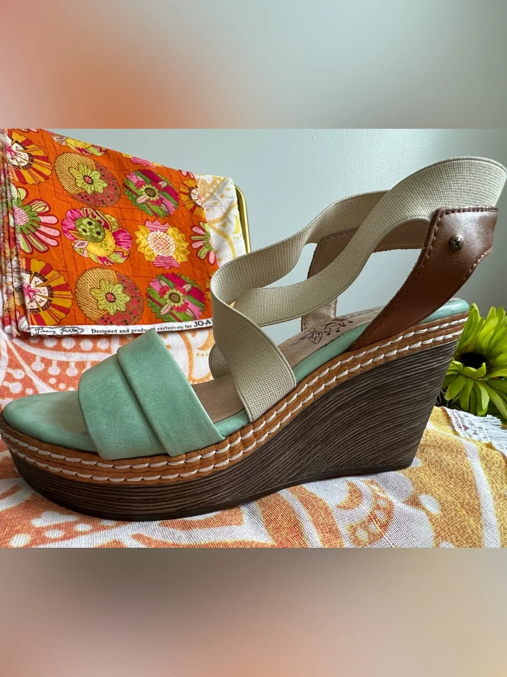 Pikolinos Mint Green Wedge Sandals with Elastic Cross Straps